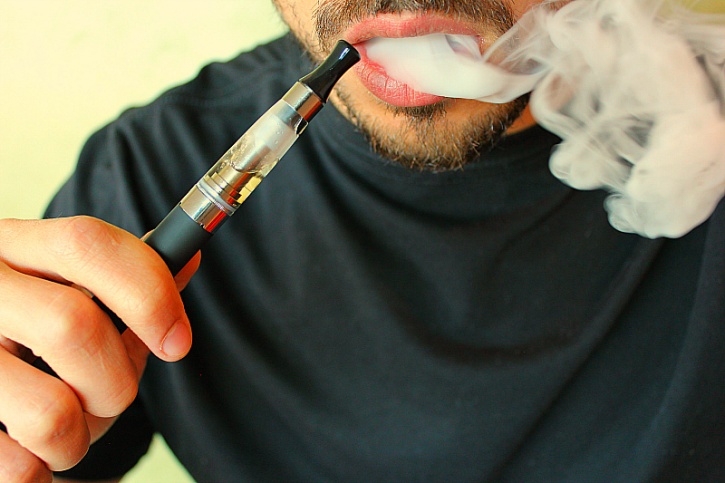 Kirana shop selling E Cigarettes